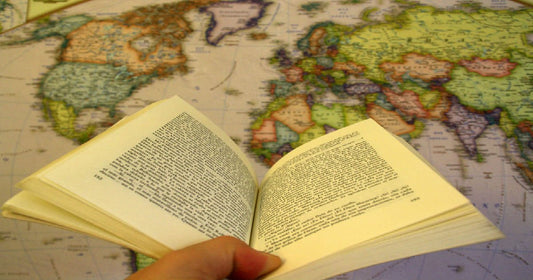 5 libros que te harán querer viajar 🤓 - Rasca Mapas