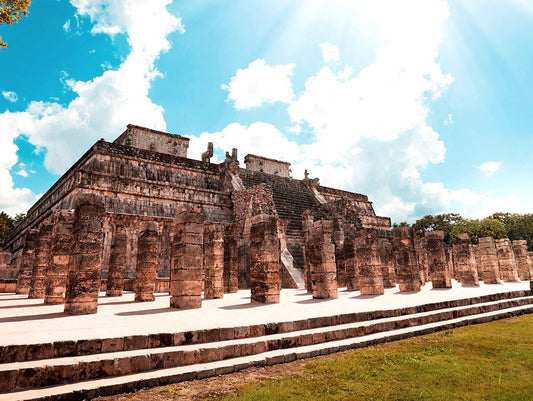 Explorando los misterios de Chichén Itzá: Datos curiosos que debes conocer - Rasca Mapas
