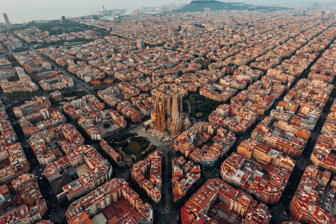 Las 5 mejores ciudades del mundo para viajar en solitario - Rasca Mapas