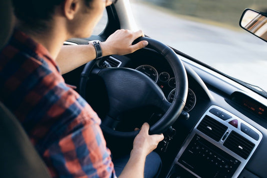 ¡Siempre protegido con el Seguro de Auto Turista! - Rasca Mapas