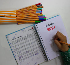 COMBO Agenda Rascable 2021 - Ideal para viajeros - Rasca MapasCOMBO Agenda Rascable 2021 - Ideal para viajeros